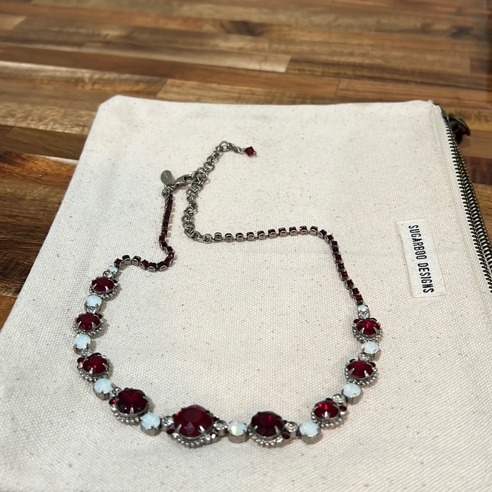 Sorrelli necklace red and white